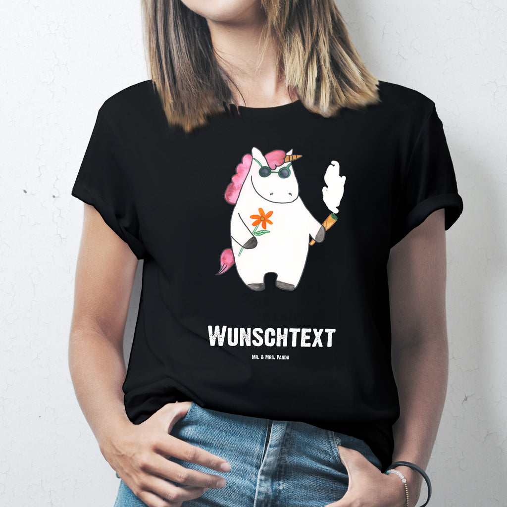 Personalisiertes T-Shirt Einhorn Woodstock T-Shirt Personalisiert, T-Shirt mit Namen, T-Shirt mit Aufruck, Männer, Frauen, Wunschtext, Bedrucken, Einhorn, Einhörner, Einhorn Deko, Pegasus, Unicorn, Kiffen, Joint, Zigarette, Alkohol, Party, Spaß. lustig, witzig, Woodstock